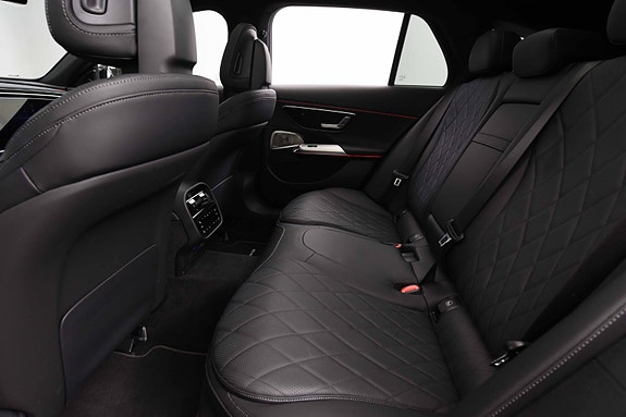 Mercedes-Benz E300 de 17 of 25