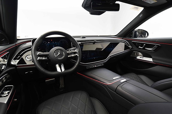 Mercedes-Benz E300 de 16 of 25