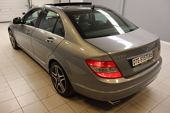Mercedes-Benz C220 d 17 of 30