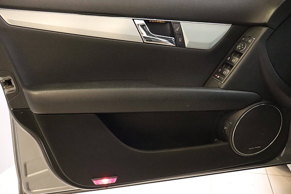 Mercedes-Benz C220 d 12 of 30