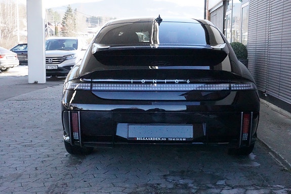 Hyundai Ioniq 6 5 of 5