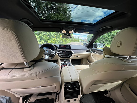 BMW 530e 8 of 10