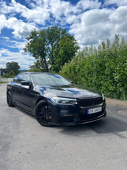 BMW 530e 3 of 10