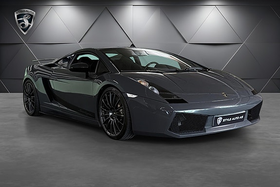 Lamborghini Gallardo 2 of 5