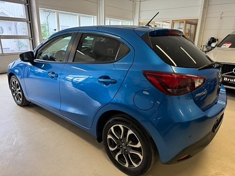 Mazda 2 5 of 5
