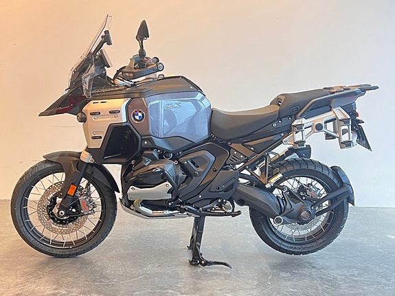 BMW R 1300 GSA Triple Black automat (ASA) -DEMO med alt utstyr! Inkl. koffertsett. 2 of 5