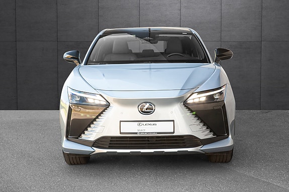 Lexus RZ450e 6 of 20