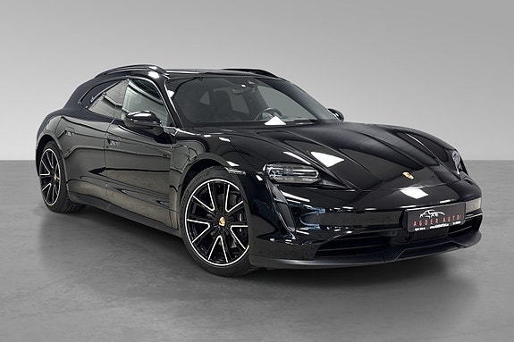 Porsche Taycan Sport Turismo 2 of 5