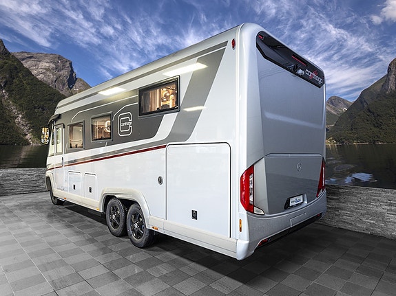 Carthago CHIC E-LINE I 51 QB DA på Mercedes, med Sky Dream Comfort! Masse utstyr, se utstyrslisten! 4 of 5