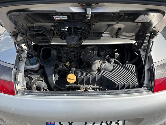 Porsche 911 19 of 23