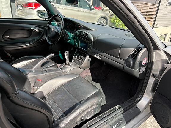 Porsche 911 10 of 23