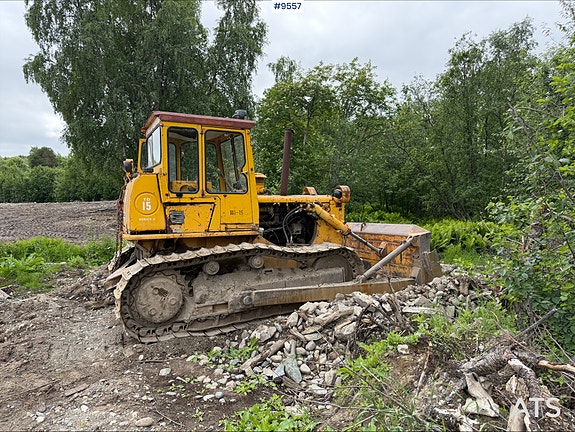 International TD15C 2 of 5
