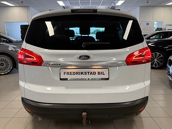 Ford S-MAX 3 of 5
