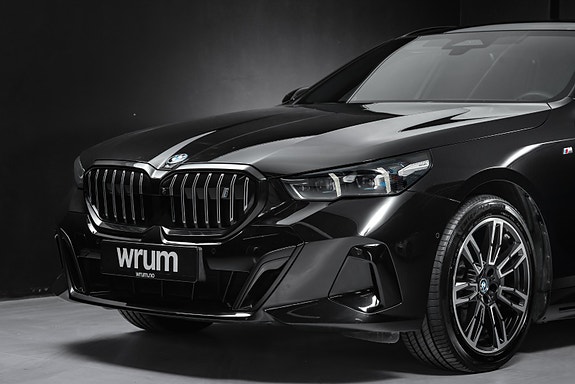 BMW i5 5 of 5