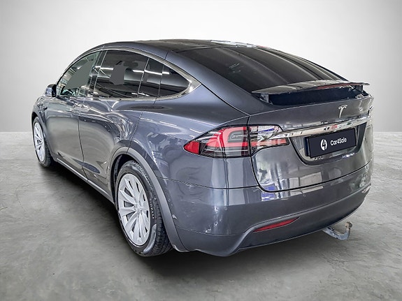 Tesla Model X 3 of 28