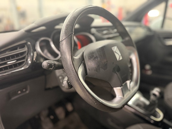 Citroen DS3 10 of 13