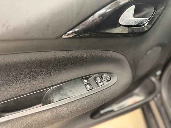 Citroen DS3 11 of 13