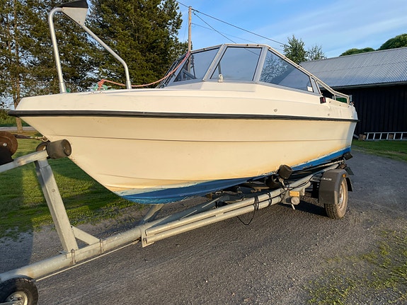 Ryds 500/Mercury 75 hk m/tilhenger 2 of 4