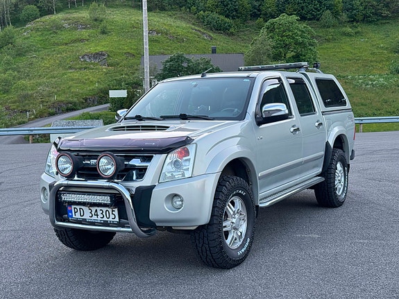 Isuzu D-max 2 of 5