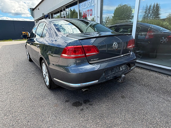 Volkswagen Passat 4 of 5