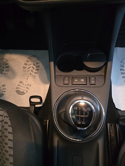 Skoda Fabia 17 of 21