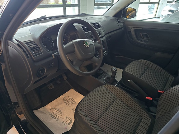 Skoda Fabia 10 of 21