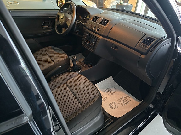 Skoda Fabia 14 of 21