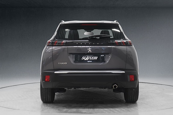 Peugeot 2008 4 of 5