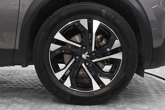 Peugeot 2008 8 of 22