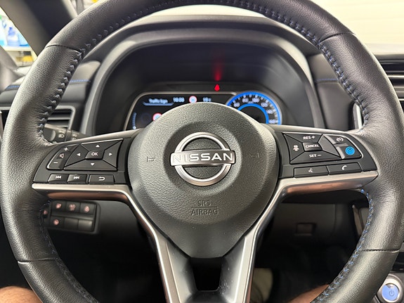 Nissan Leaf 15 of 30