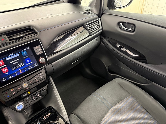 Nissan Leaf 16 of 30