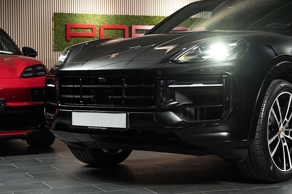 Porsche Cayenne Coupe 9 of 30