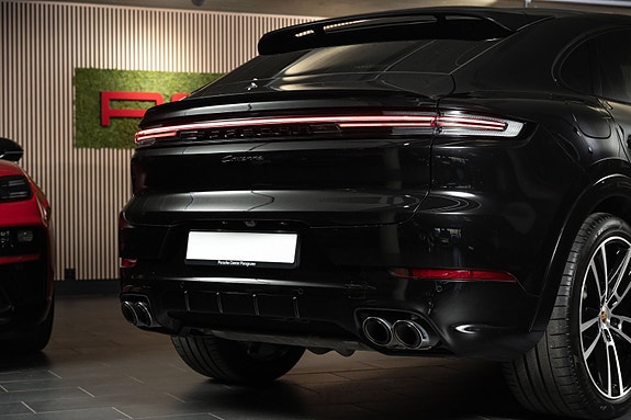 Porsche Cayenne Coupe 6 of 30