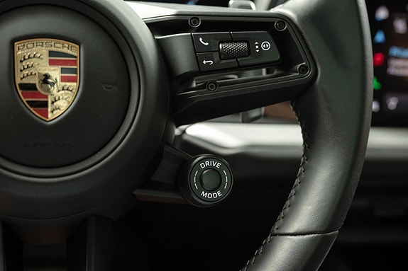 Porsche Cayenne Coupe 27 of 30