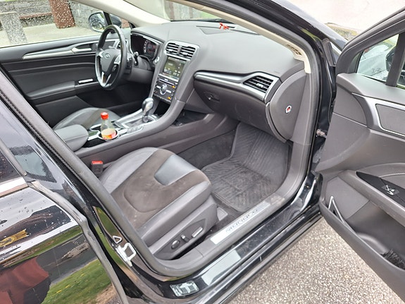 Ford Mondeo 10 of 14