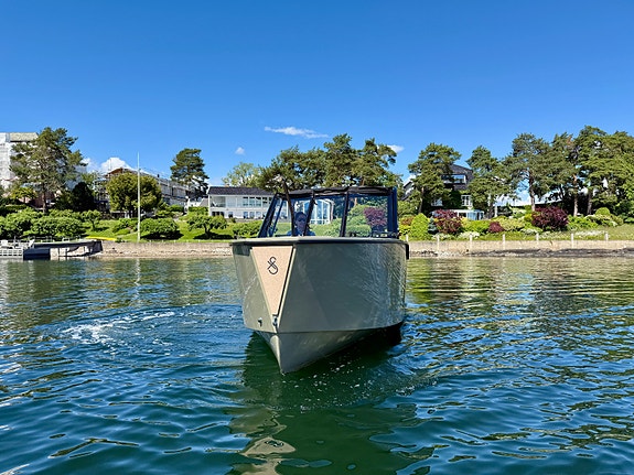 XShore 1 Top Stillegående luksus på sjøen | Opptil 50 NM 3 of 5