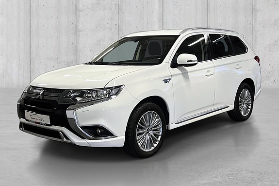 Mitsubishi Outlander 4 of 24