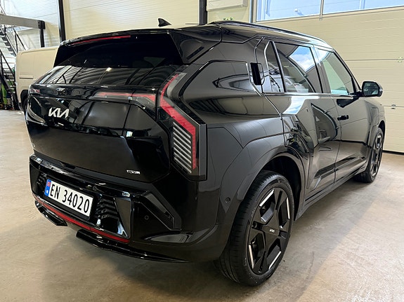 Kia EV3 4 of 5