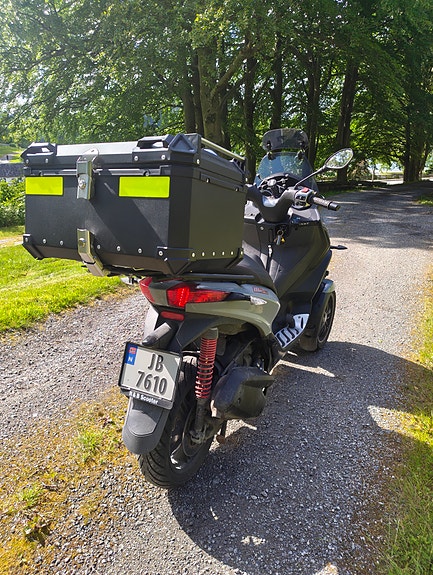 Piaggio MP3 300 HPE 5 of 5