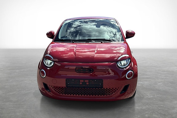 Fiat 500e 2 of 5