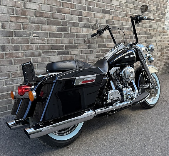 Harley-Davidson Road King 2 of 5