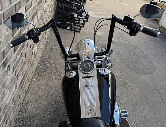 Harley-Davidson Road King 6 of 10