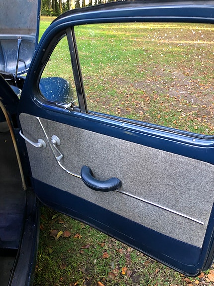Volvo PV 9 of 13