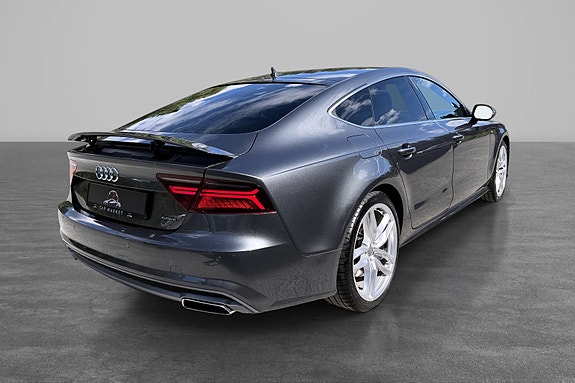 Audi A7 3 of 5