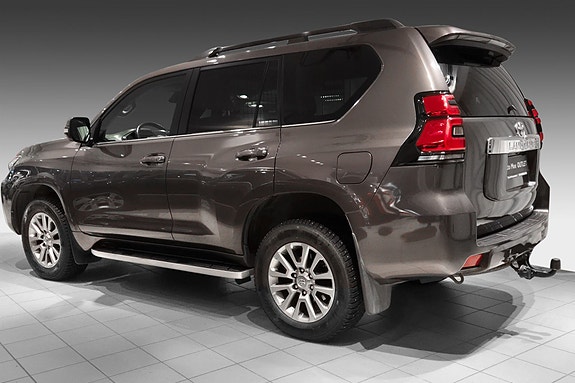 Toyota Land Cruiser 6 of 30