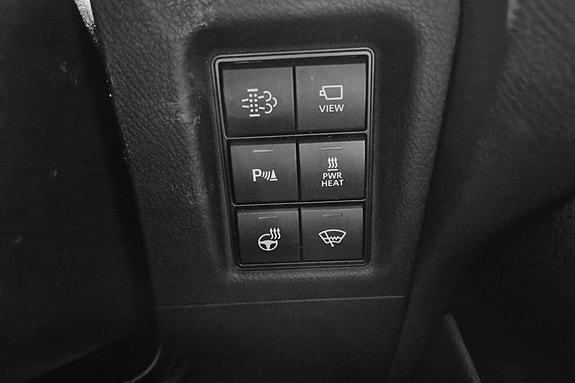 Toyota Land Cruiser 21 of 30
