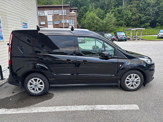 Ford Transit Connect 5 of 5