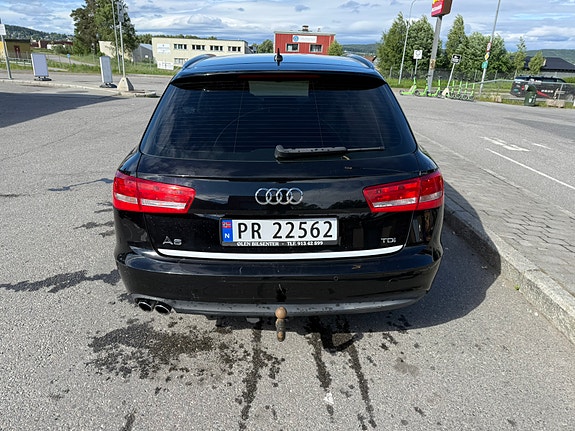 Audi A6 4 of 5