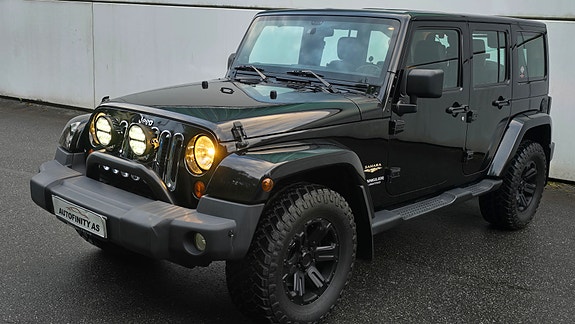 Jeep Wrangler 2 of 5