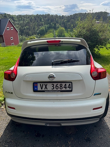 Nissan Juke 3 of 5
